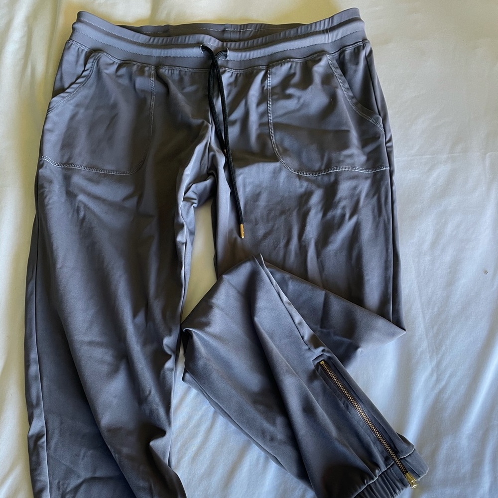 ZYIA gray Peak joggers